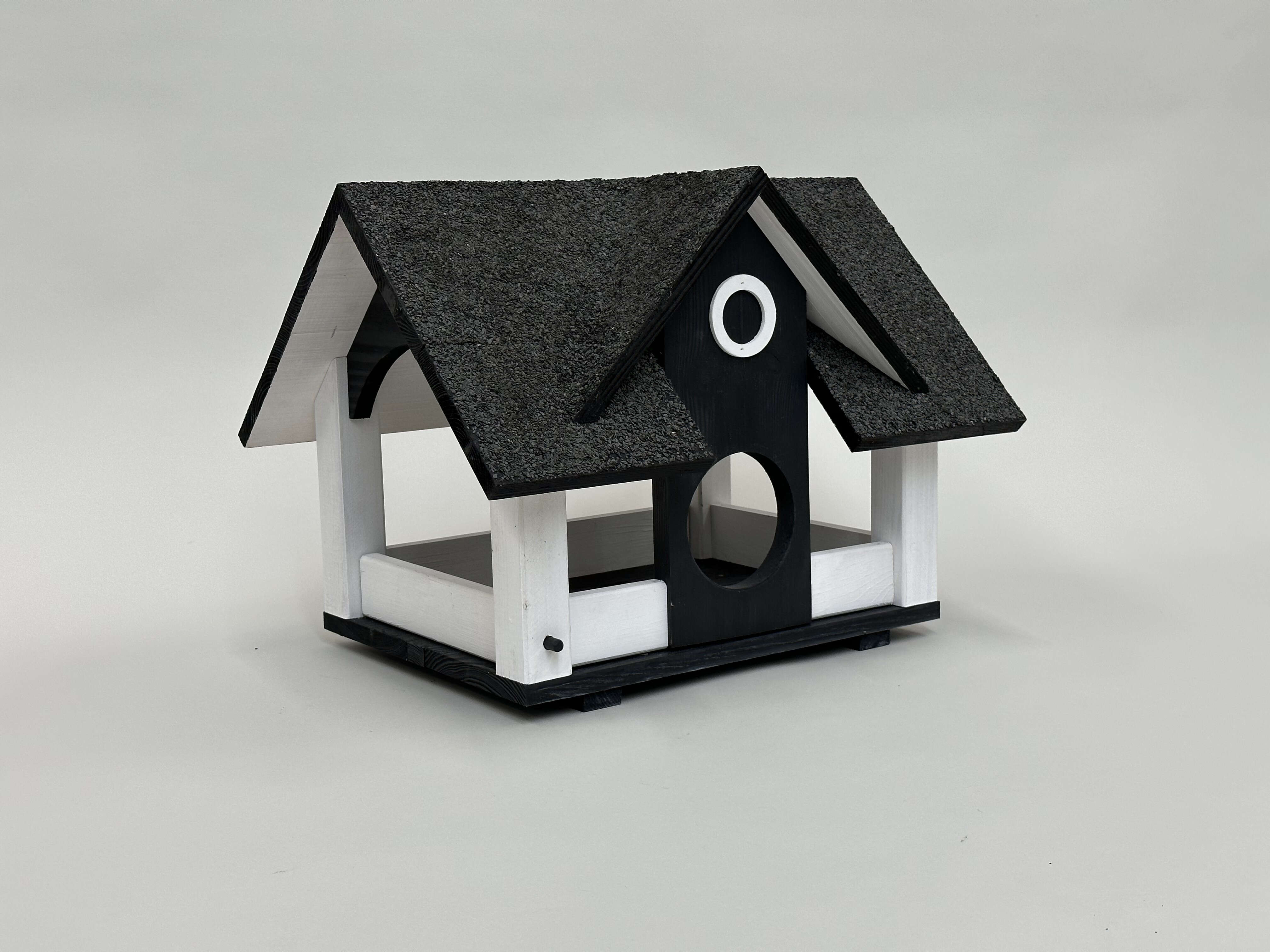 Star Futterhaus Weiße Villa