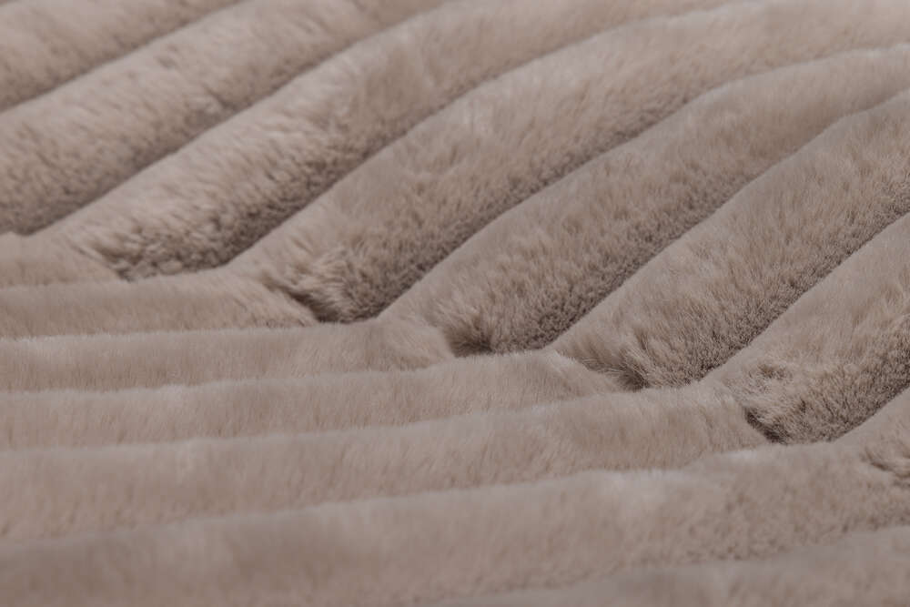 Designed by Lotte Hundekissen Reza Rund