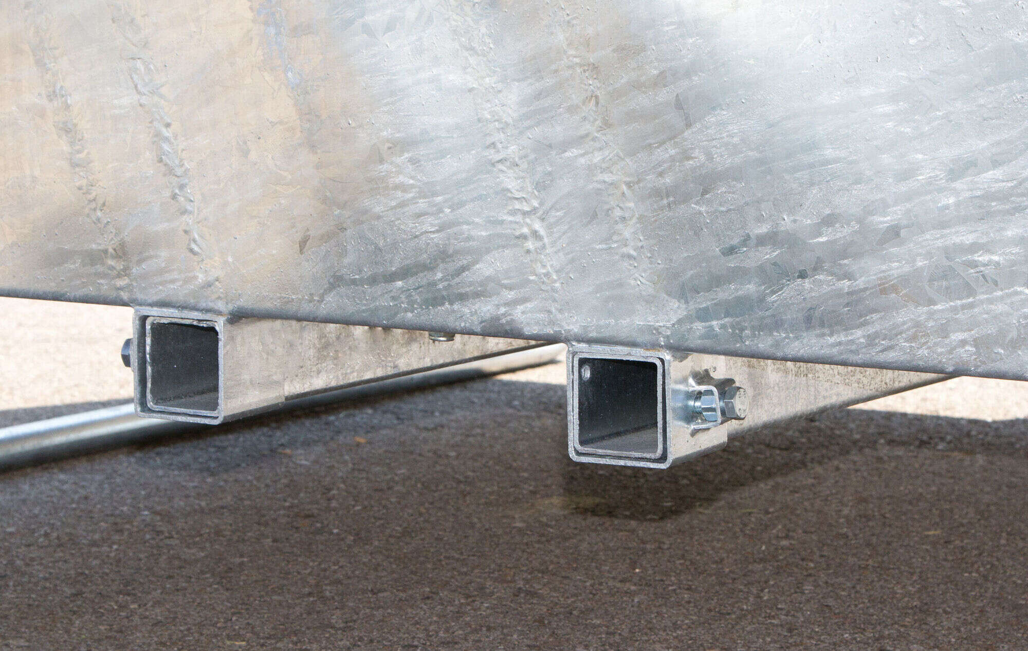 KERBL Viereckraufe mit Palisadenfressgitter