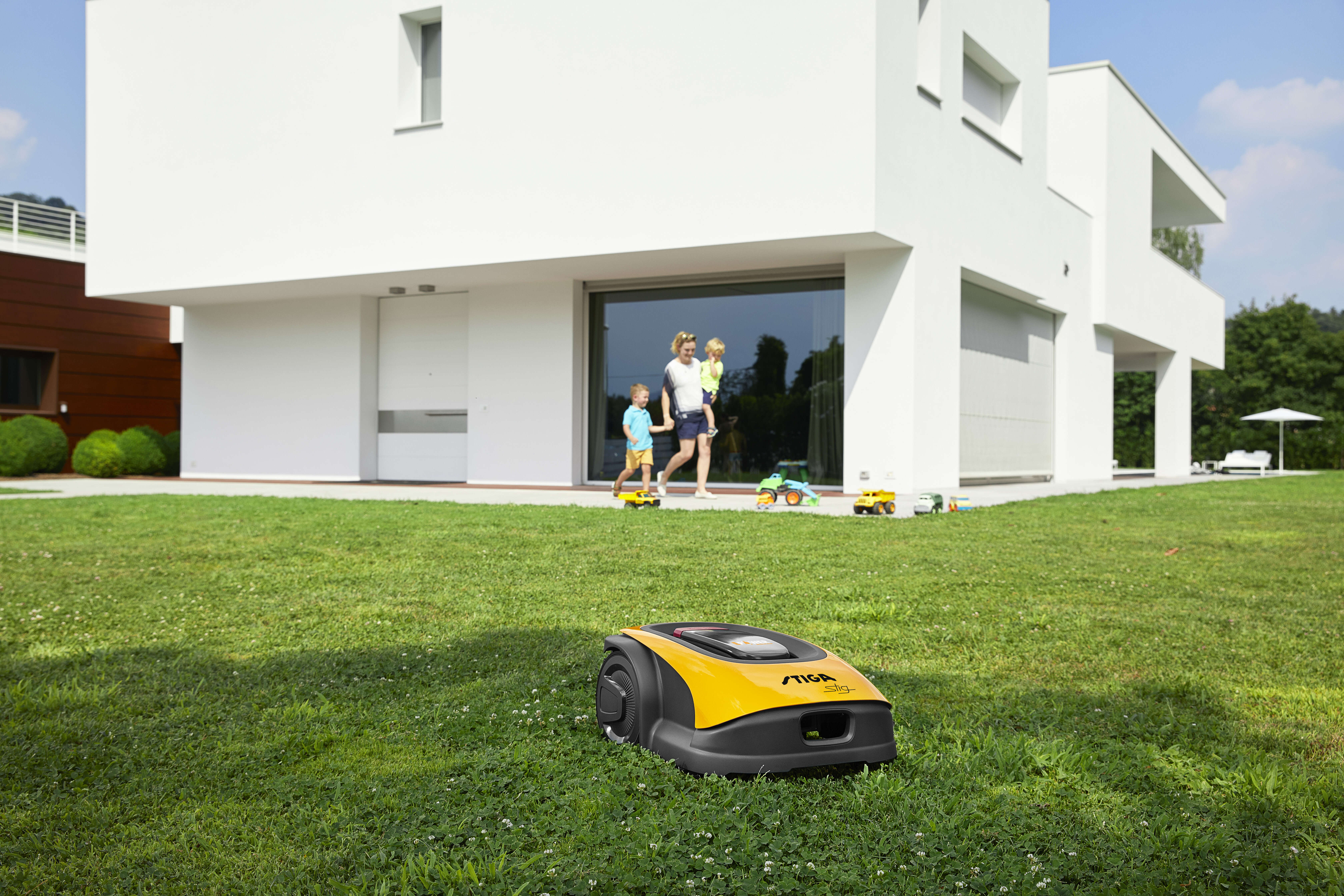 STIGA Kabelgeführter Mähroboter G 300