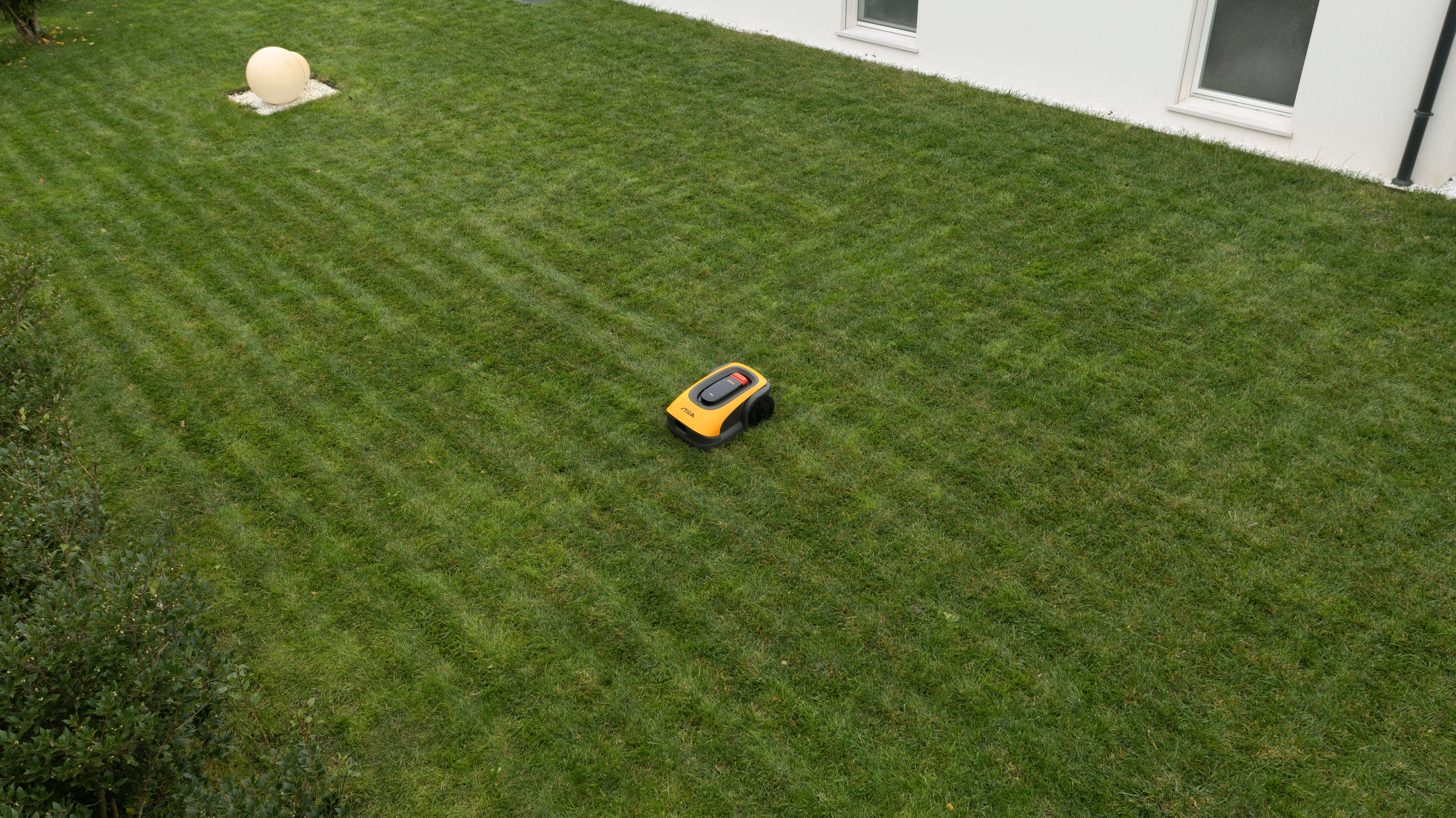 STIGA Autonomer Mähroboter A 1500