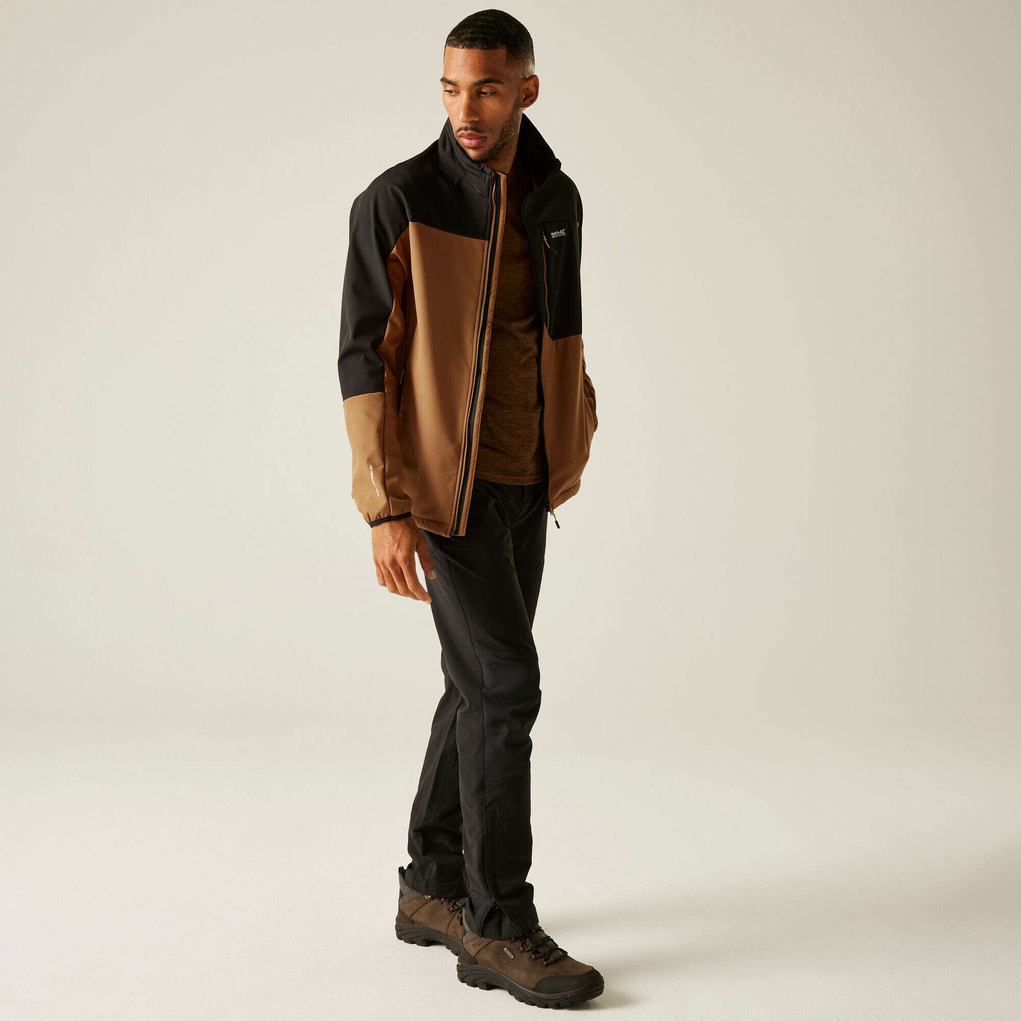 Regatta Herren Softshelljacke Moutdale