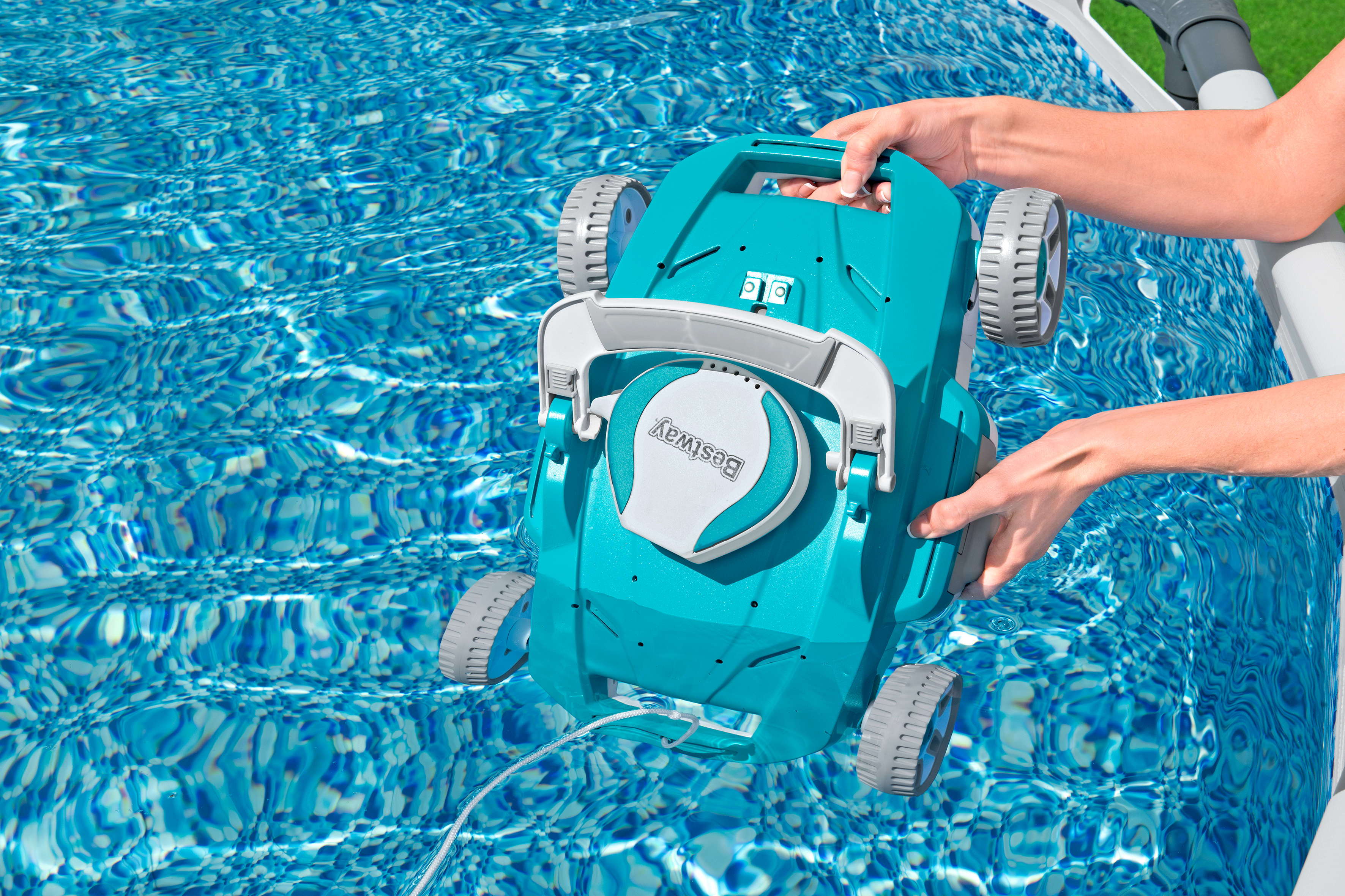 Bestway Autonomer & akkubetriebener Poolroboter AquaTronix