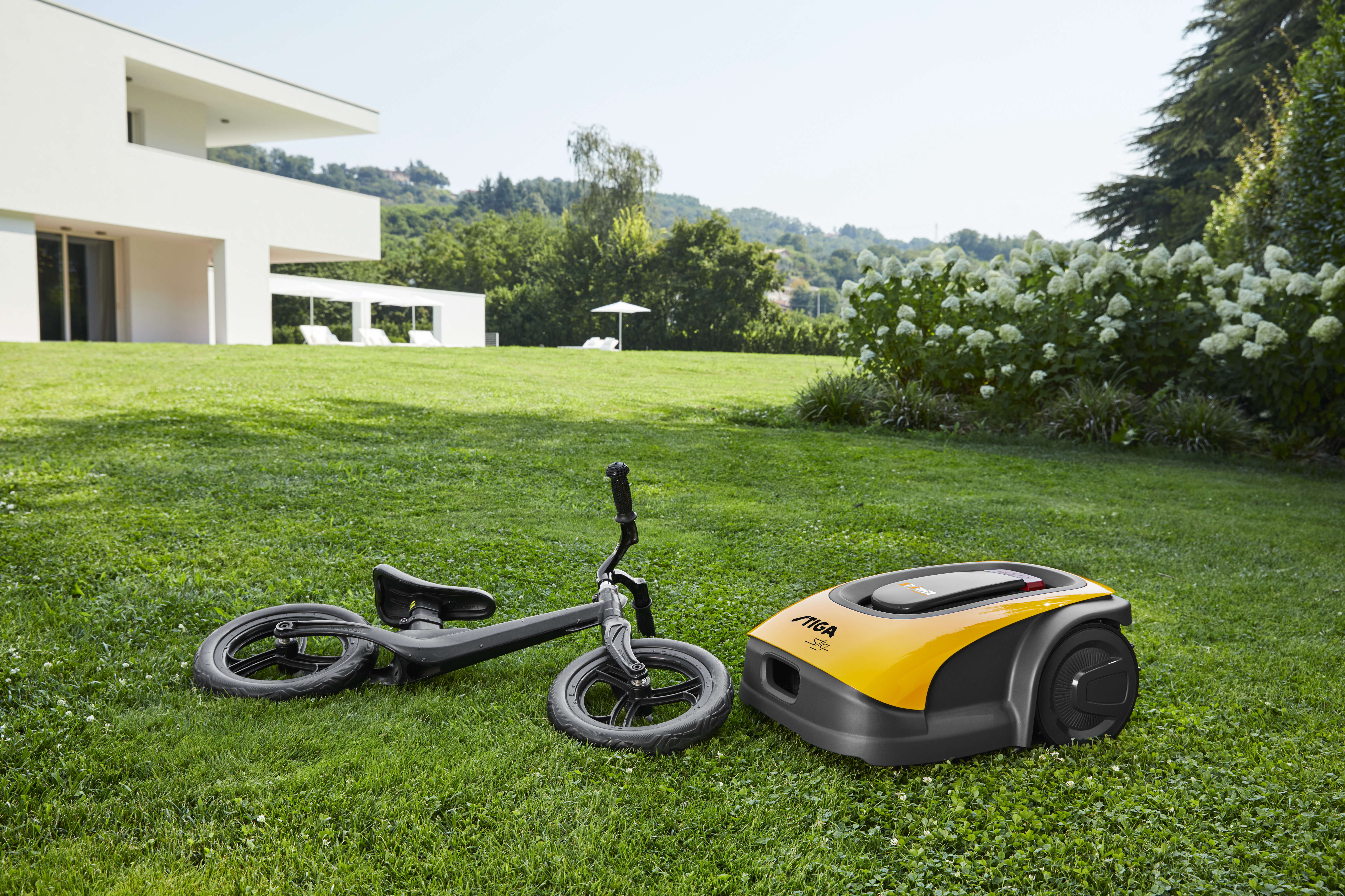 STIGA Kabelgeführter Mähroboter G 600