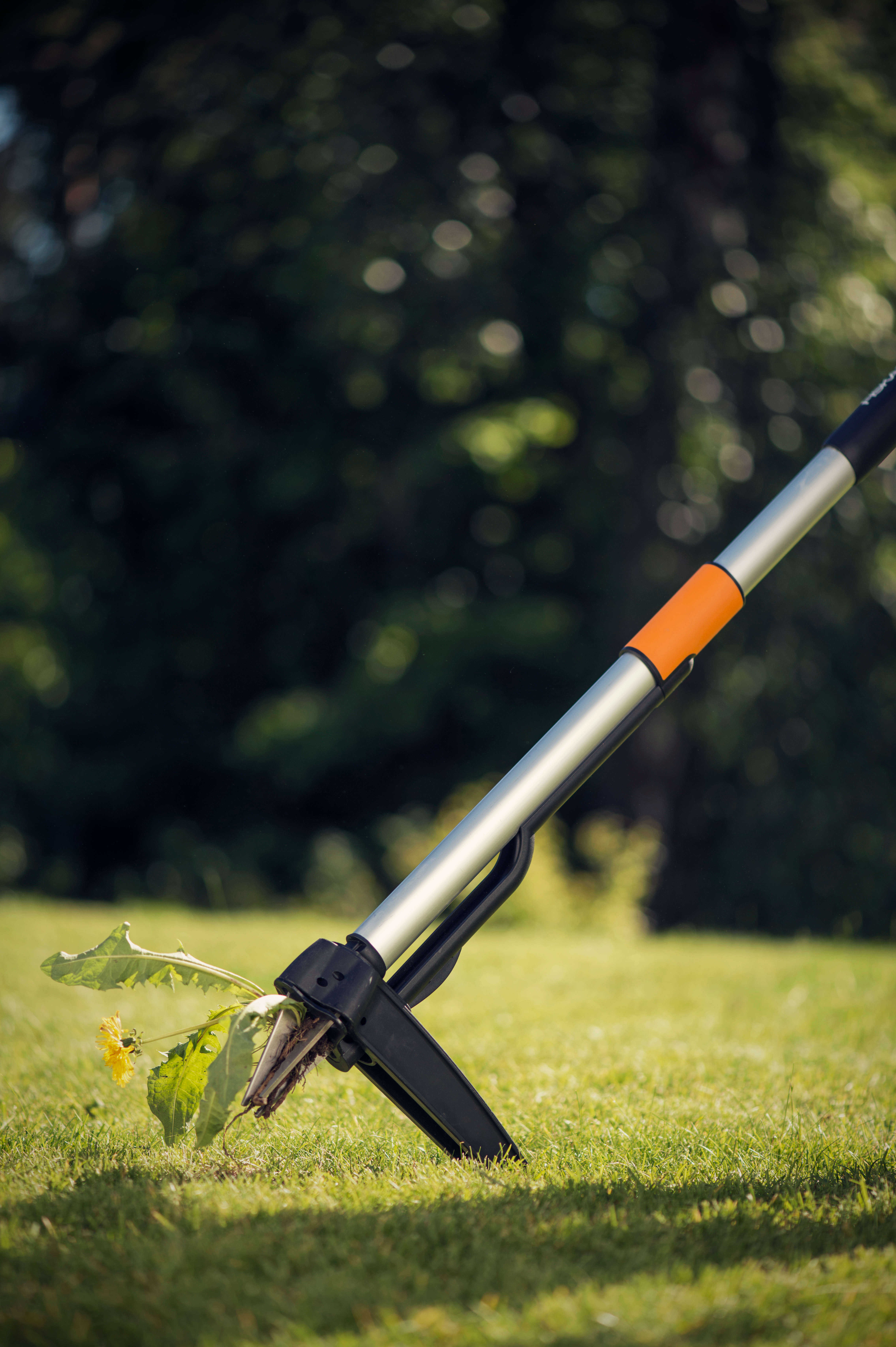FISKARS SmartFit Teleskop-Unkrautstecher