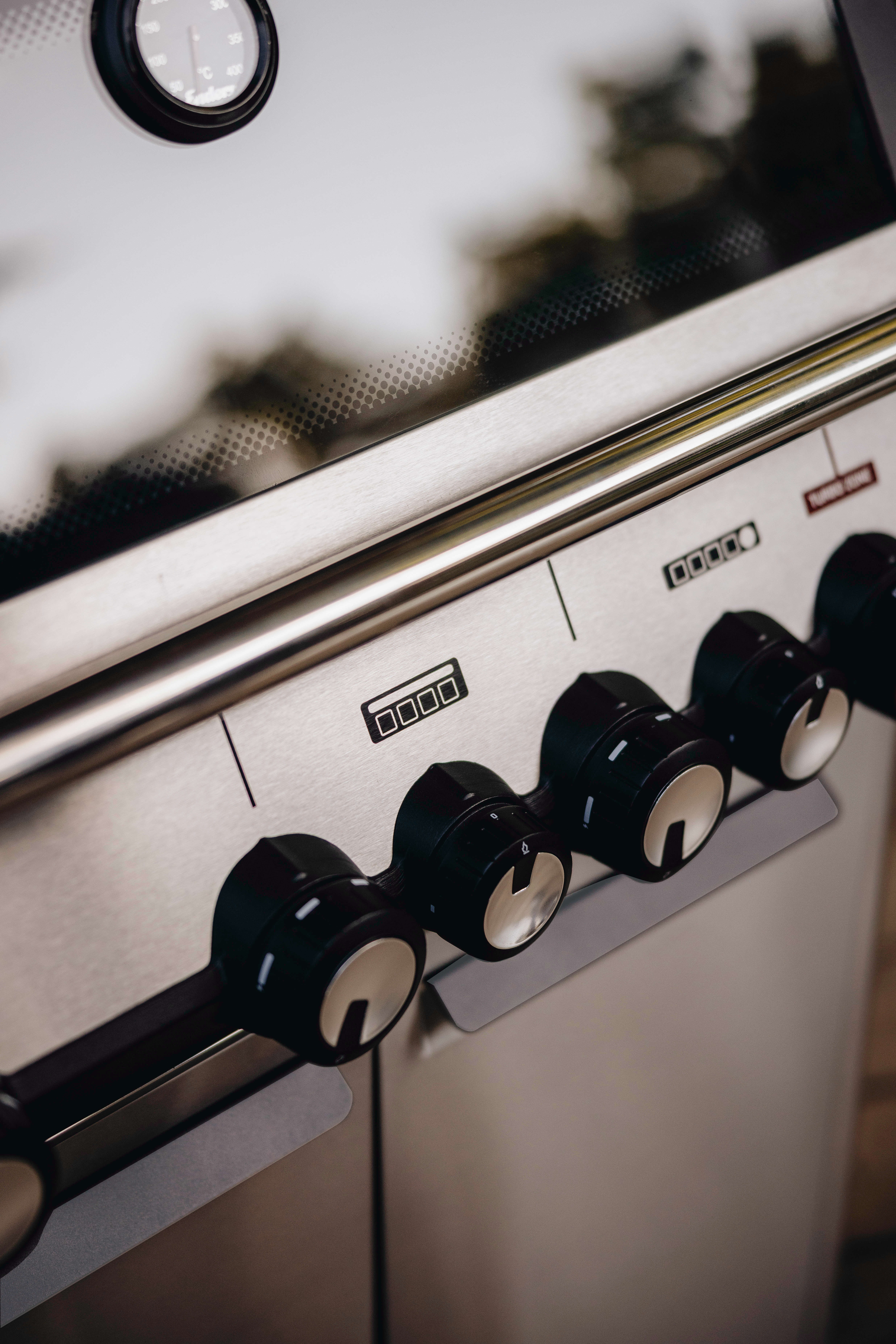 Enders Gasgrill Monroe II Pro 4 SIKR TURBO inkl. Wetterschutzhaube