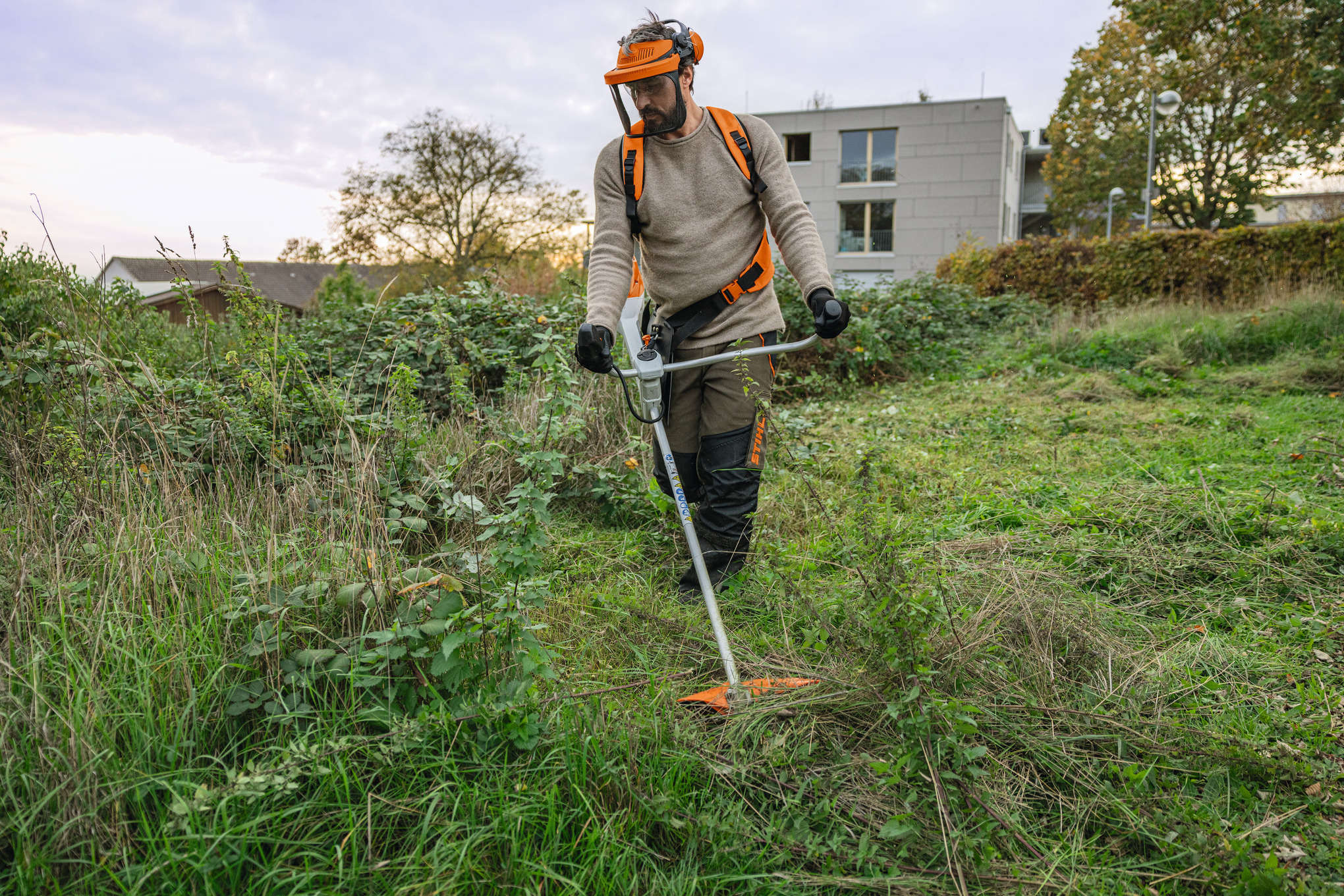 STIHL Akku-Motorsense FSA 200