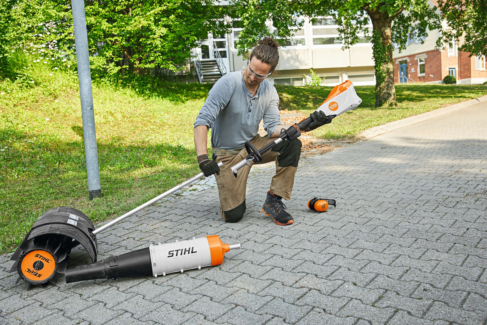 STIHL Akku-Kombimotor KMA 135 R